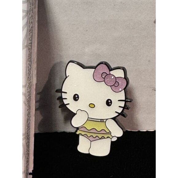 Hello Kitty Summer Glitter Blind Box Pin Mermaid Loungefly Pink Stripe New‎ - Picture 1 of 3